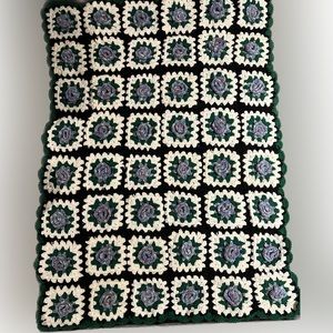 VTG  3D Crochet Hand Made Blanket Granny Square Afghan  Knit Quilt Flowers 45x32